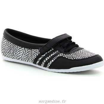 chaussure adidas pas cher femme